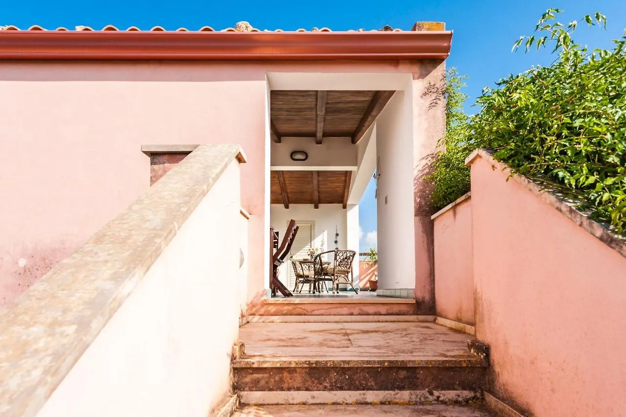 Appartamento La casa sul mare Donnalucata  Italia